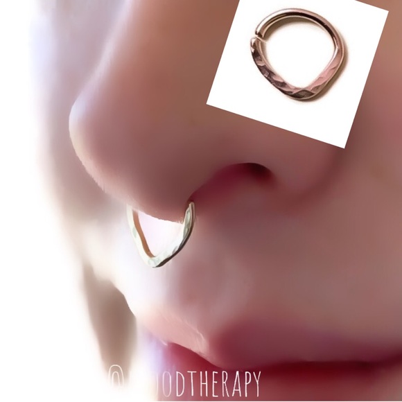 14K SOLID Yellow or Rose Gold Textured Triangle Septum Ring or DaitÄĄ Earring - Picture 1 of 9
